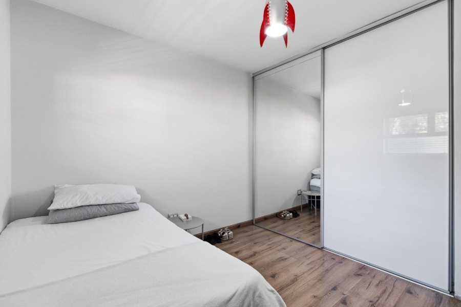 2 Bedroom Property for Sale in Sea Point Western Cape